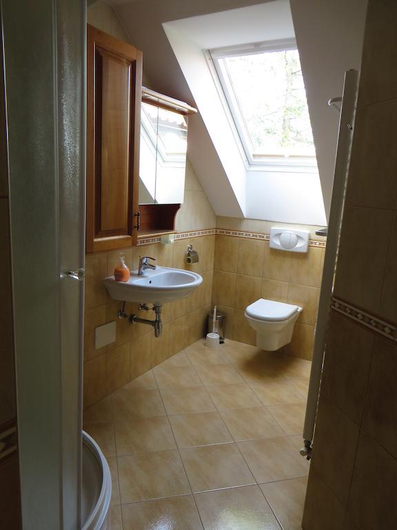 Country House Apat Sostanj Chambre photo